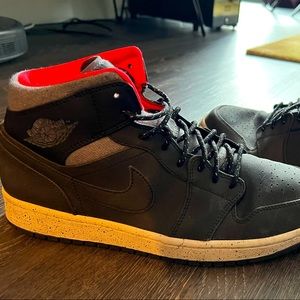 Rare Air Jordan 1 Mid Holiday Dark Grey Infared Retro Basketaball Shoes